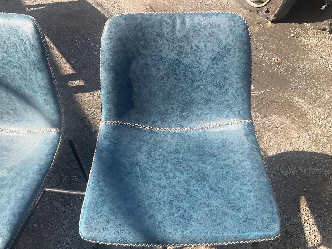 Photo '4' of 3 x Bar Stools