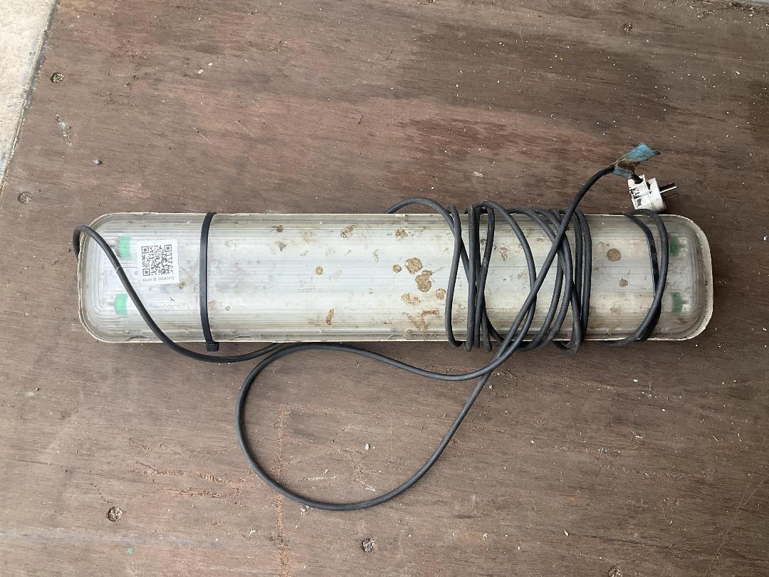 Photo '2' of Portable light Photo '2' of Portable light