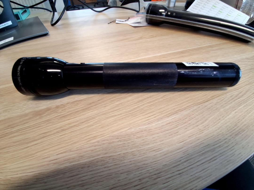 Photo '3' of 3D Cell Flashlight