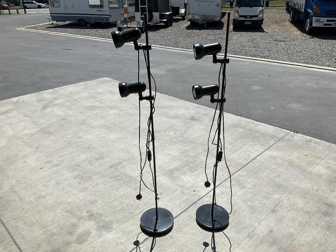 Photo '6' of 2x Black Coloured Standing Lamps Photo '6' of 2x Black Coloured Standing Lamps