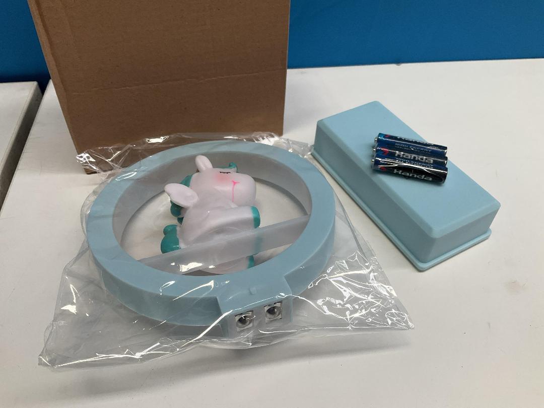 Photo '3' of LED Night Light Music Box w. Squeaking Unicorn - Blue *NEW* Photo '3' of LED Night Light Music Box w. Squeaking Unicorn - Blue *NEW*