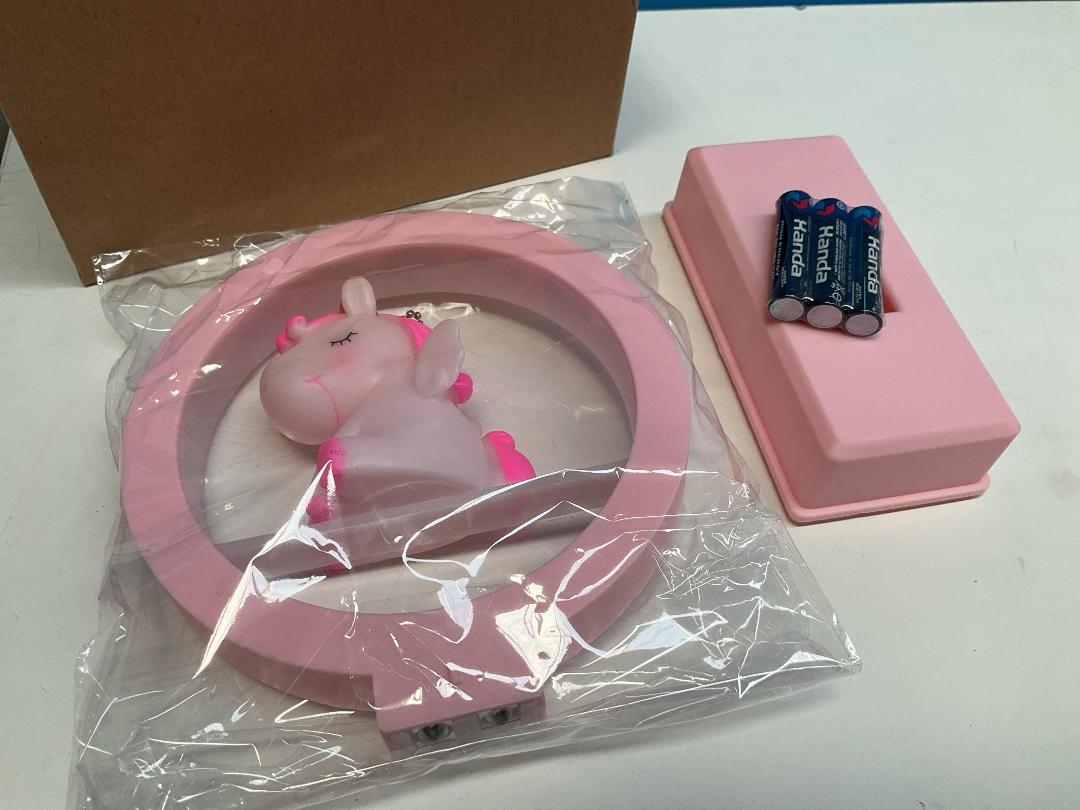 Photo '3' of LED Night Light Music Box w. Squeaking Unicorn - Pink *NEW* Photo '3' of LED Night Light Music Box w. Squeaking Unicorn - Pink *NEW*