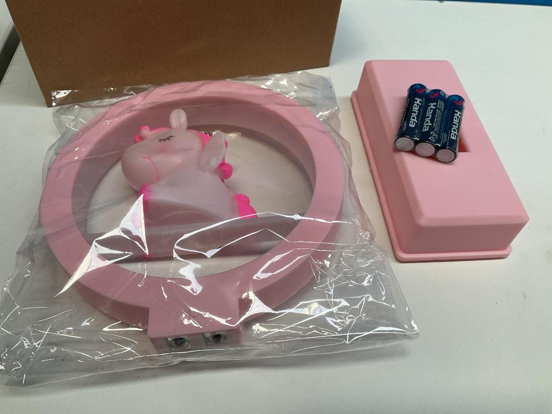 Photo '3' of LED Night Light Music Box w. Squeaking Unicorn - Pink *NEW* Photo '3' of LED Night Light Music Box w. Squeaking Unicorn - Pink *NEW*