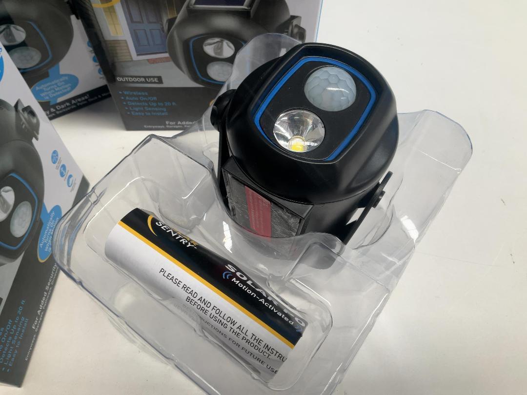 Photo '6' of Sensor Brite - Solar Sentry Outdoor LED Motion Light ( 4pce - RRP $199.96 )