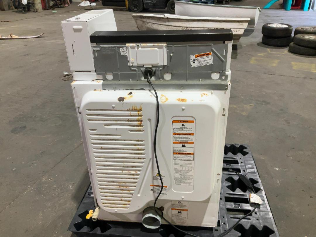 Photo '3' of Maytag Commercial Dryer