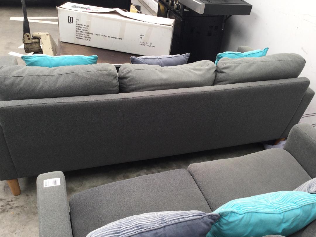 Photo '7' of 2 & 3 Seater Lounge Suite