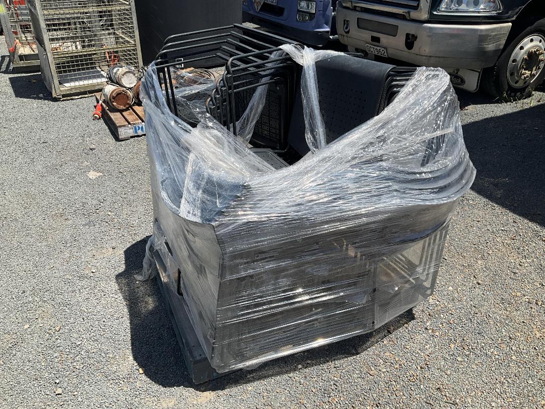 Photo '3' of Bulk Assortment of Plastic Chairs