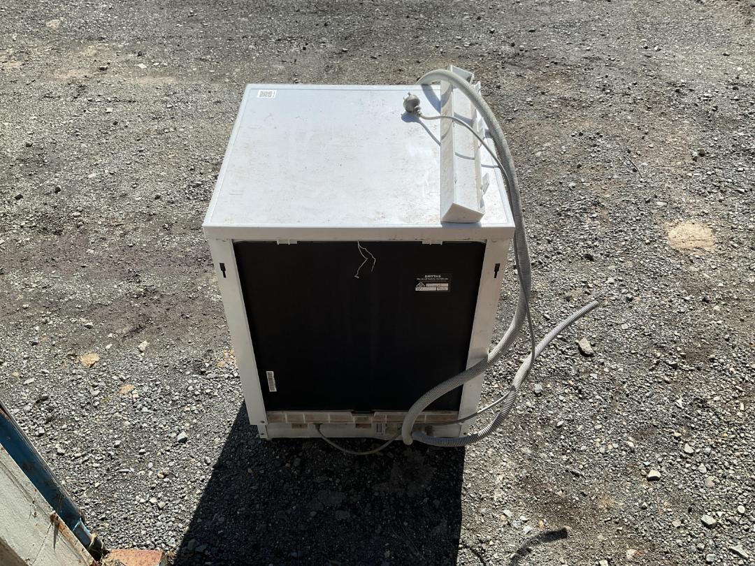 Photo '3' of LG Dishwasher Photo '3' of LG Dishwasher