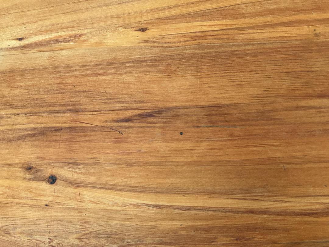 Photo '5' of Wooden-Like Coffee Table