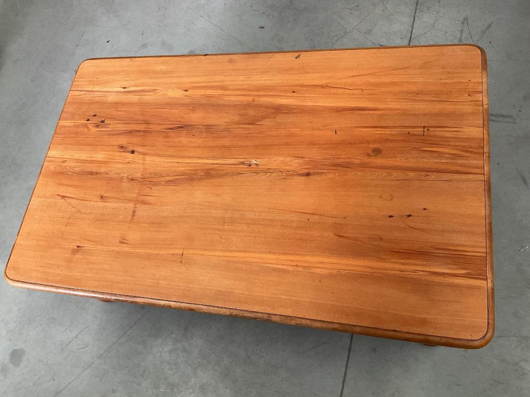 Photo '2' of Wooden-Like Coffee Table