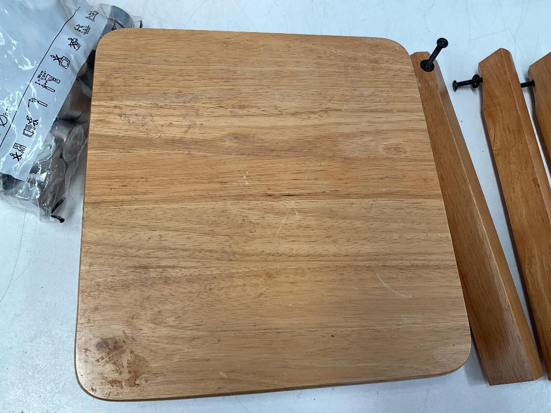 Photo '21' of Stool, TV Stand, Tealight Candles, Dismantled Side Table Etc