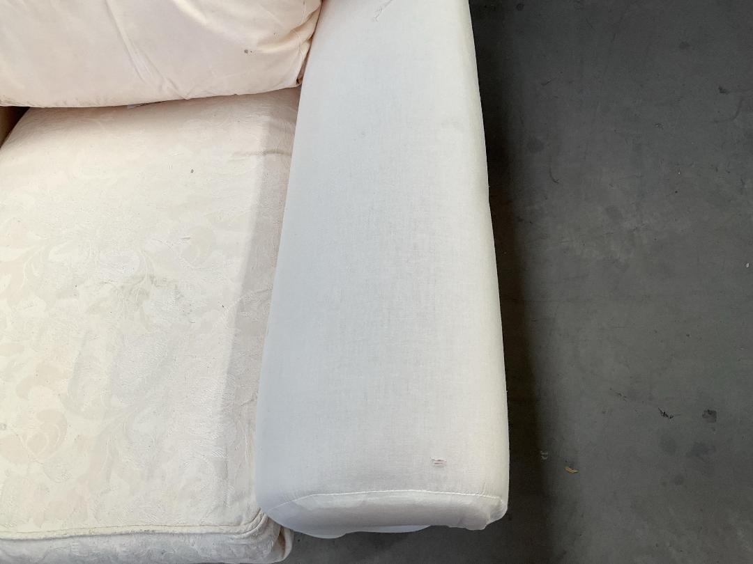 Photo '8' of White Coloured Armchair on Wheels Photo '8' of White Coloured Armchair on Wheels