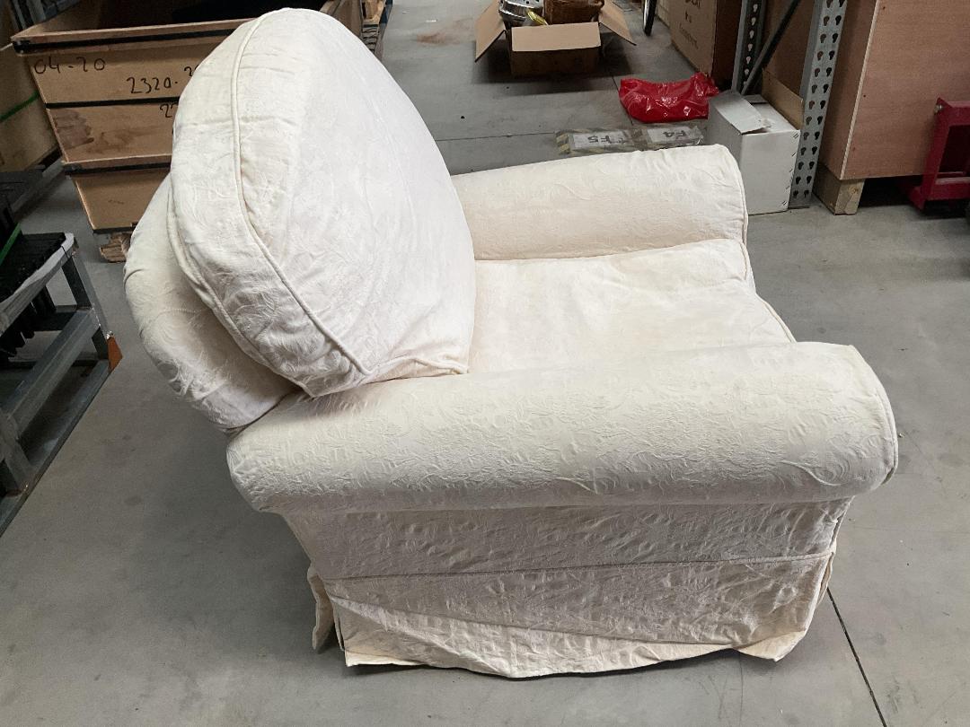 Photo '10' of White Coloured Armchair on Wheels Photo '10' of White Coloured Armchair on Wheels