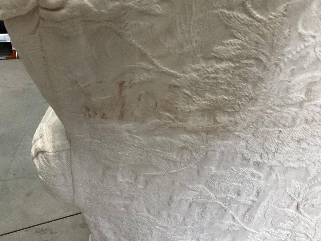 Photo '13' of White Coloured Armchair on Wheels Photo '13' of White Coloured Armchair on Wheels