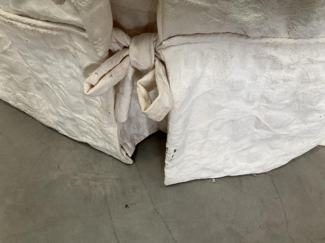 Photo '15' of White Coloured Armchair on Wheels Photo '15' of White Coloured Armchair on Wheels