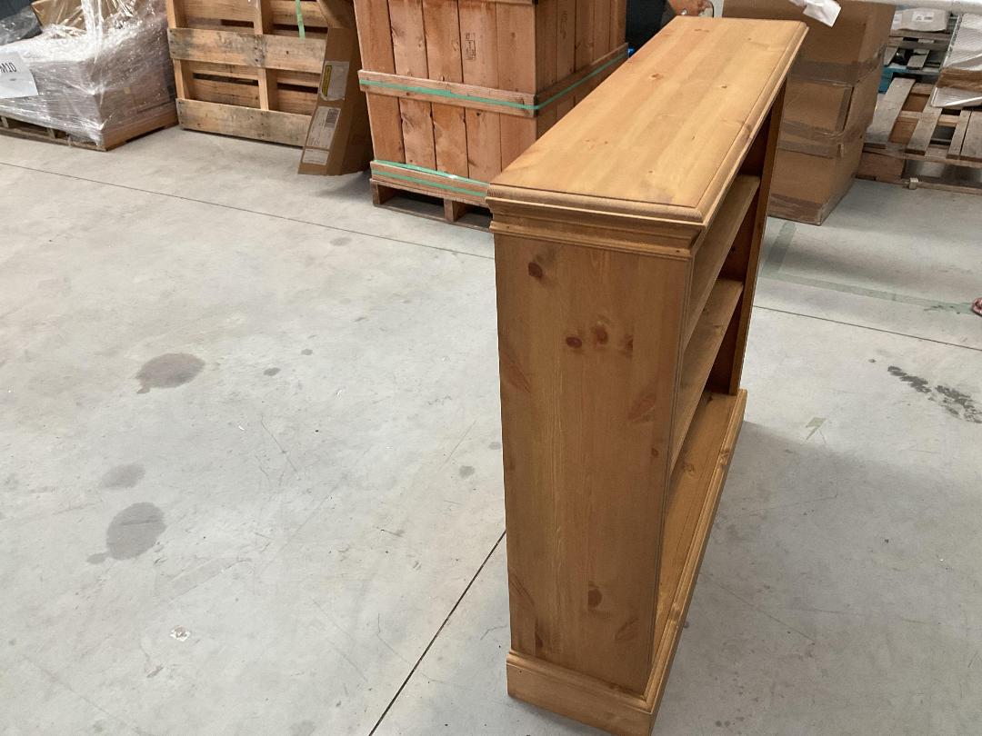 Photo '6' of Wooden-Like Shelf/Bookshelf