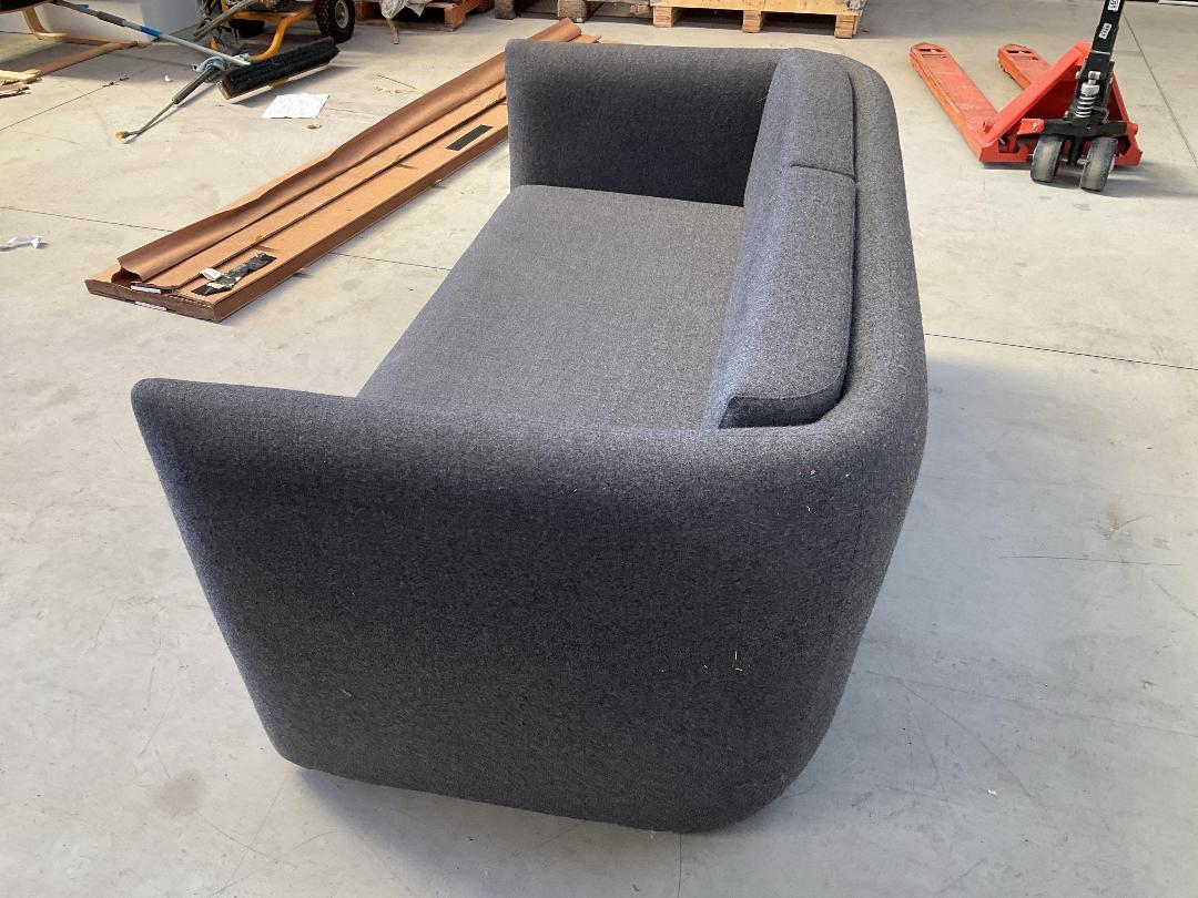 Photo '5' of 2 Seater Modern Couch