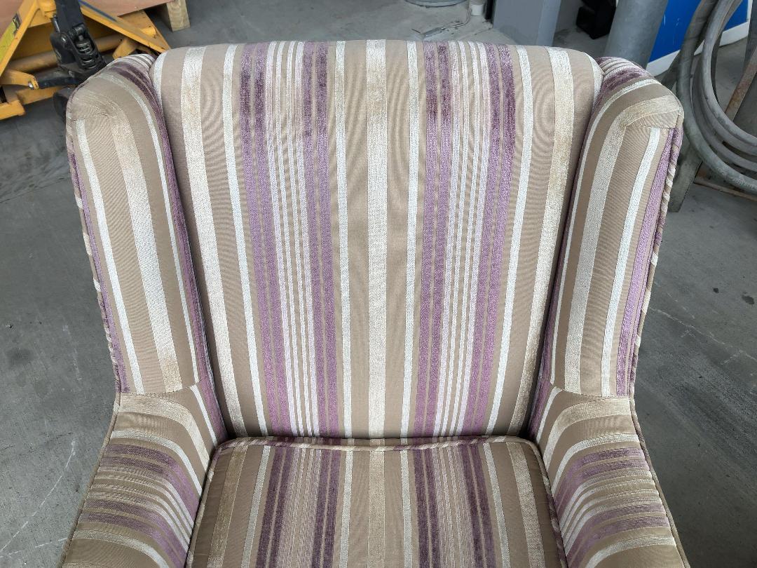 Photo '9' of D.A Lewis Lounge Suite - 2 Seater + 2x Armchairs