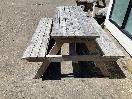 Thumbnail '3' of Timber picnic table