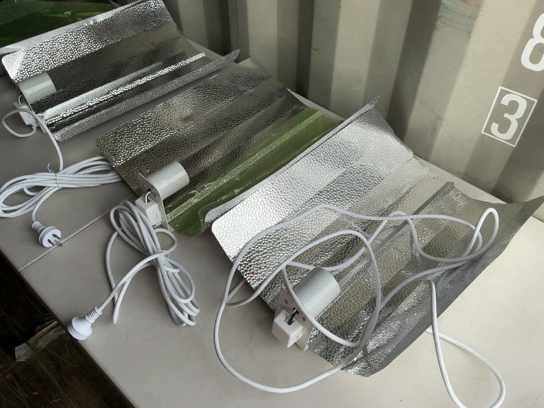 Photo '3' of 6x Reflector Lights