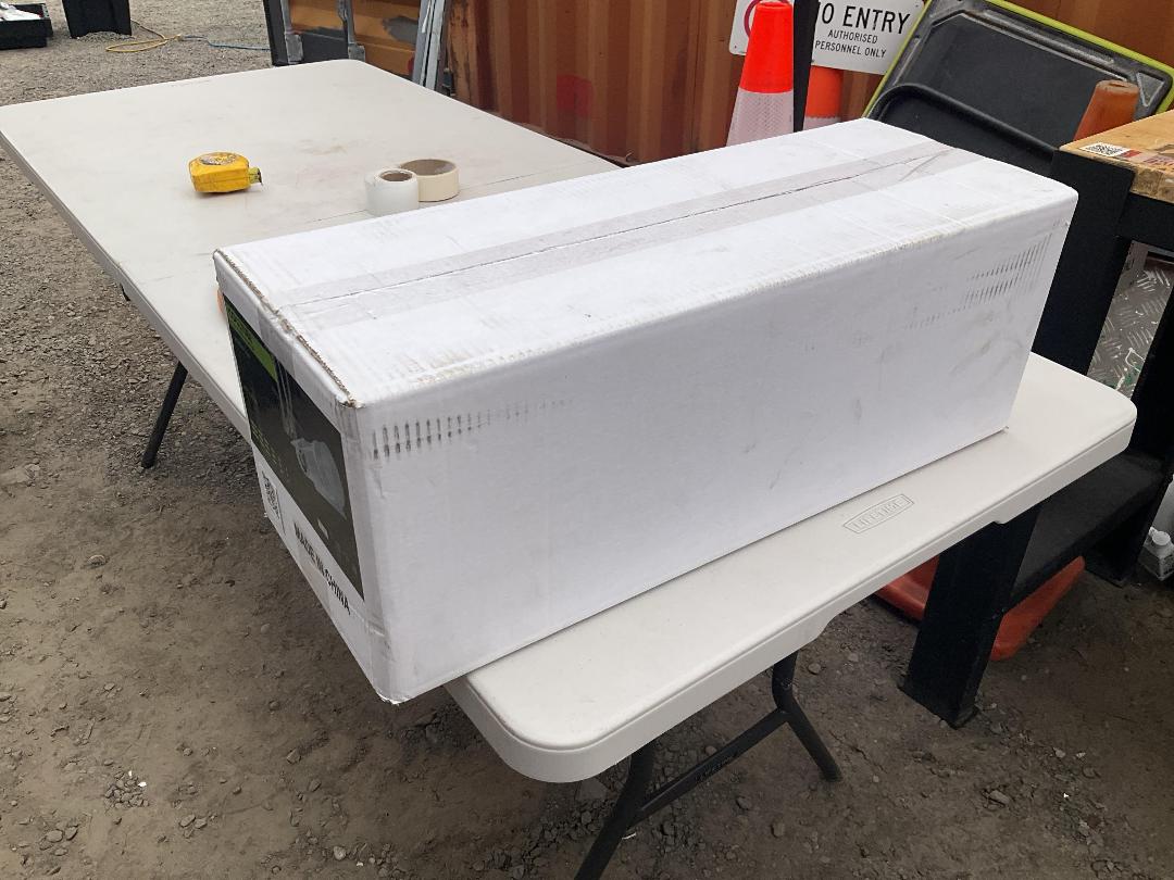 Photo '4' of Cooltube 6” Air-Cooled Reflector