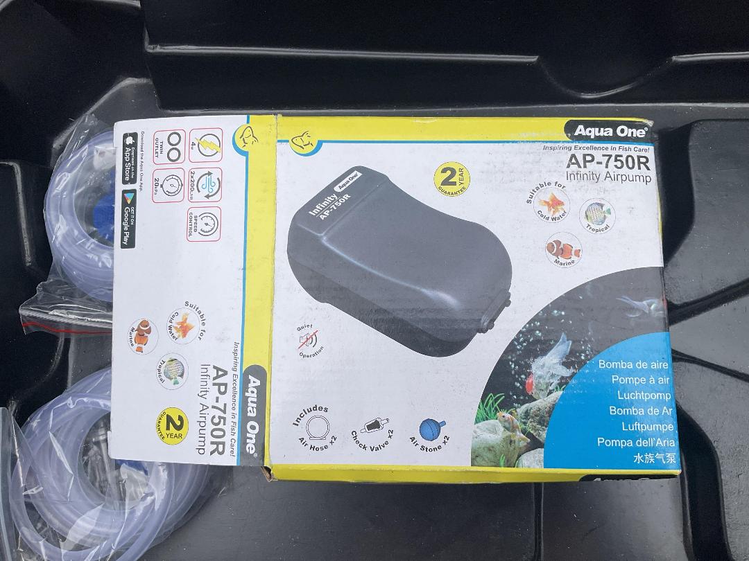 Photo '3' of 3-plant oxypot hydroponics