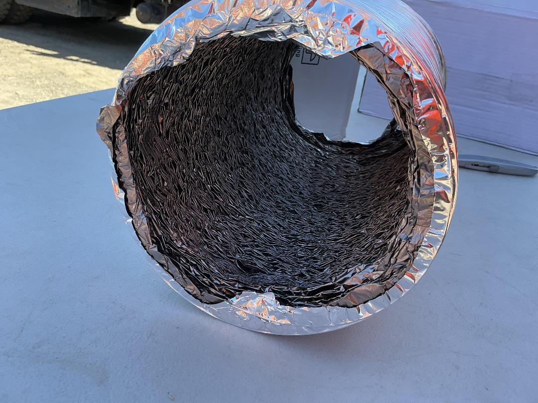 Photo '4' of 4x Black-Inside Foil Ducting (203mmX10m)