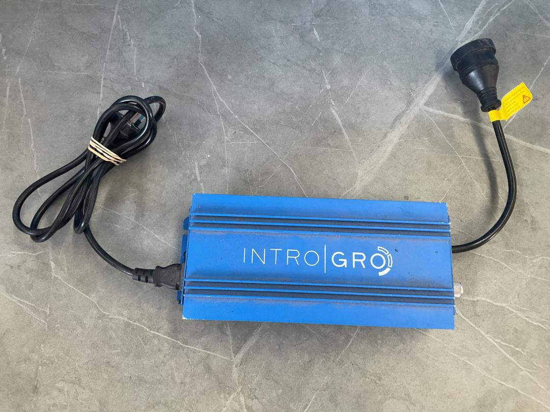 Photo '2' of IntroGro 600W Digital Ballast for Indoor Plant Grow Lights Photo '2' of IntroGro 600W Digital Ballast for Indoor Plant Grow Lights