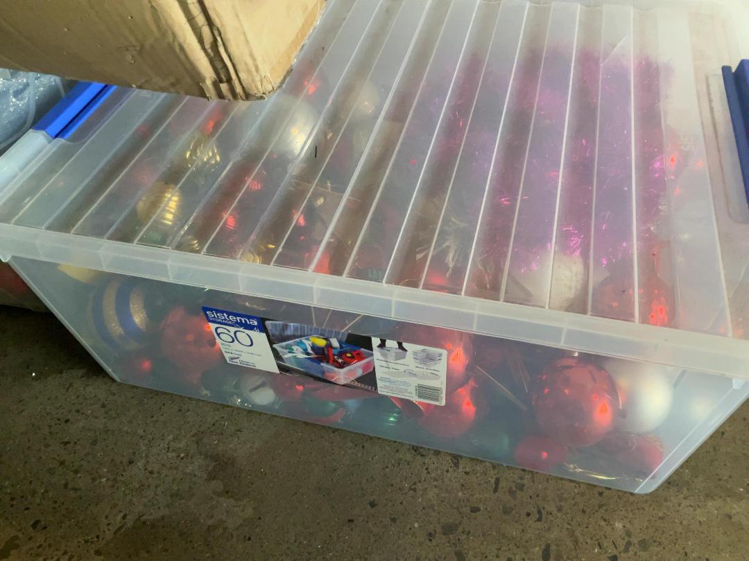 Photo '4' of Christmas Tree and decorations Photo '4' of Christmas Tree and decorations