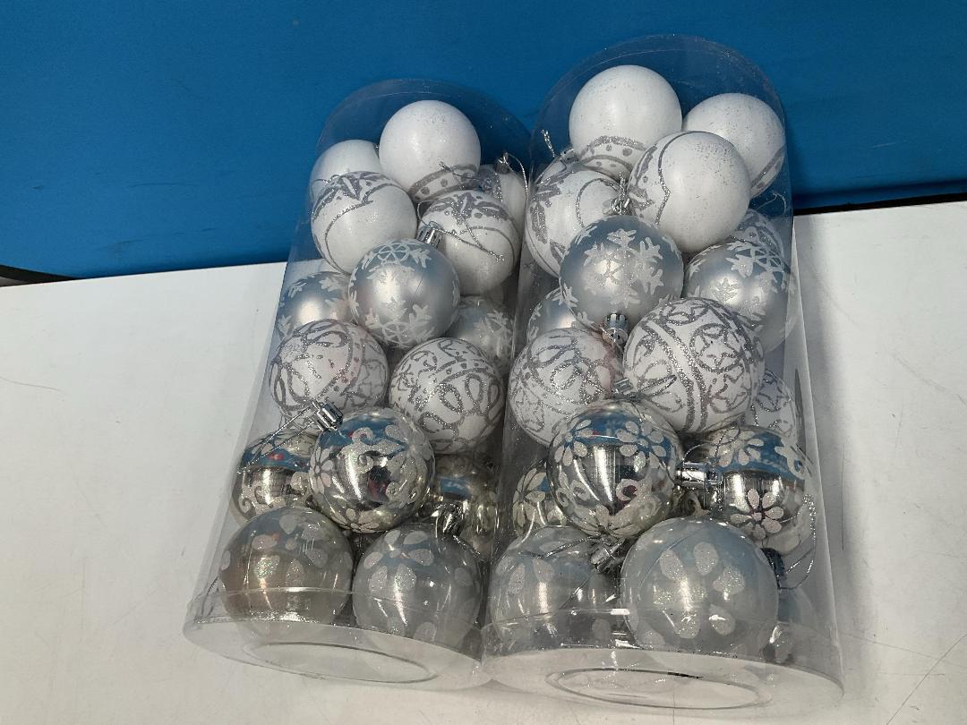 Photo '5' of Christmas Baubles - White & Silvers - 2 Tubes *NEW*