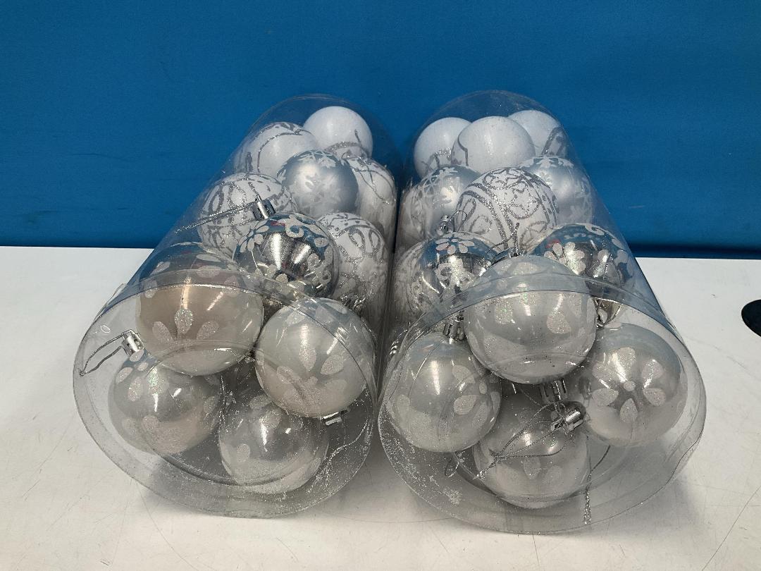 Photo '5' of Christmas Baubles - White & Silvers - 2 Tubes *NEW*