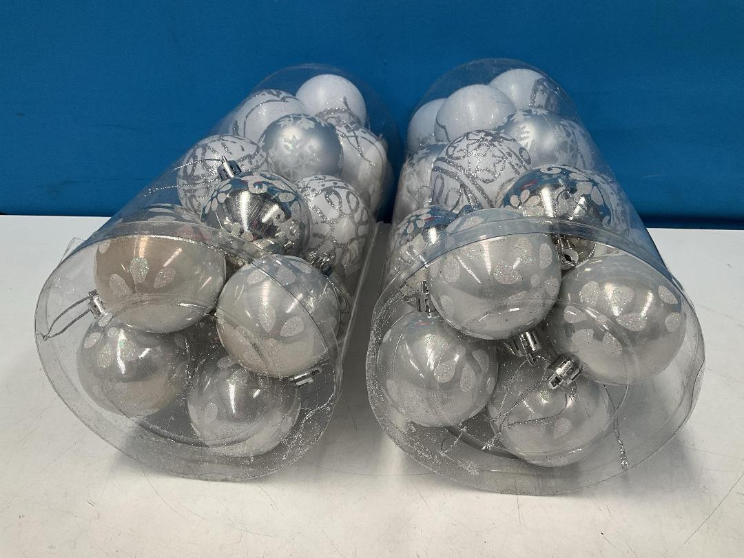 Photo '5' of Christmas Baubles - White & Silvers - 2 Tubes *NEW*