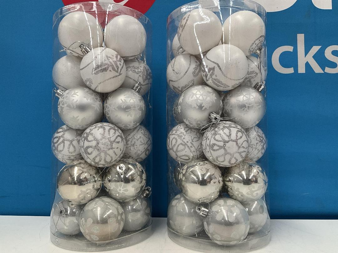 Photo '3' of Christmas Baubles - White & Silvers - 2 Tubes *NEW*