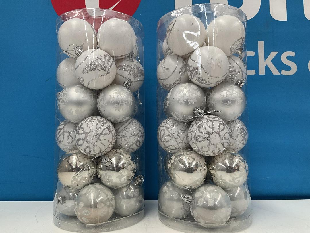 Photo '3' of Christmas Baubles - White & Silvers - 2 Tubes *NEW*
