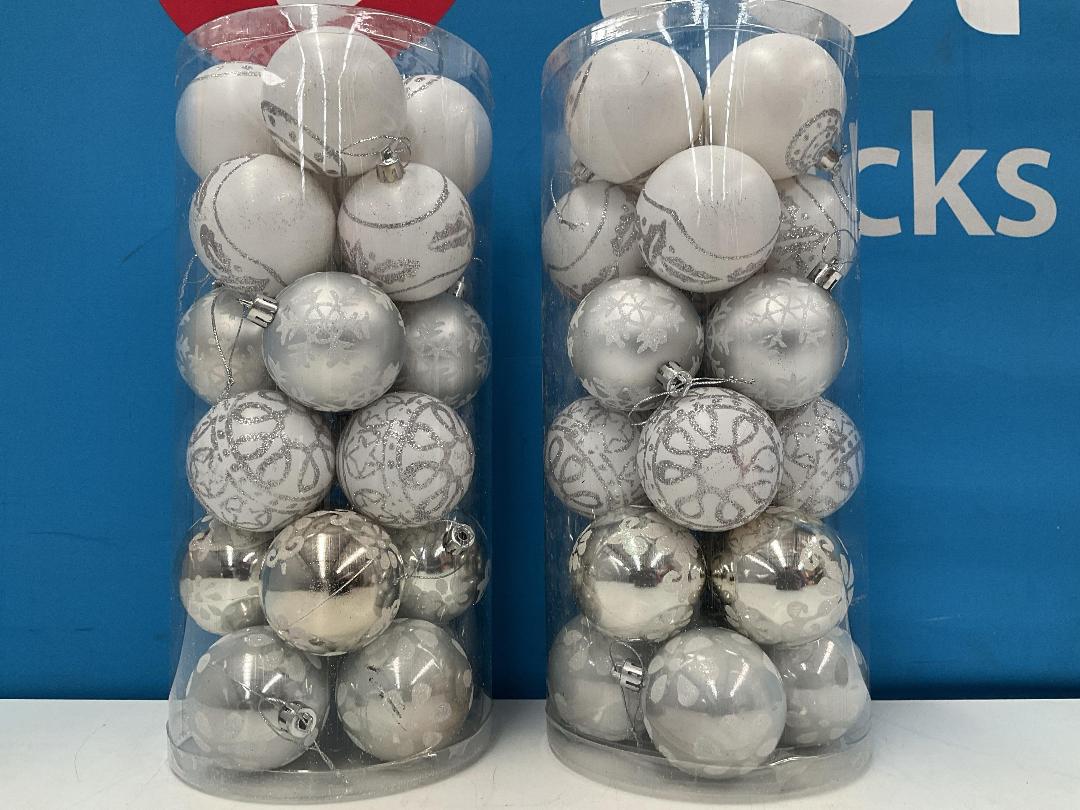Photo '3' of Christmas Baubles - White & Silvers - 2 Tubes *NEW*