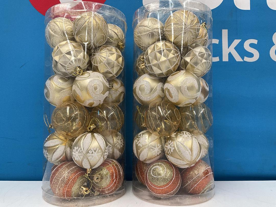 Photo '3' of Christmas Baubles - Gold Coloured, Orange/White - 2 Tubes *NEW* Photo '3' of Christmas Baubles - Gold Coloured, Orange/White - 2 Tubes *NEW*