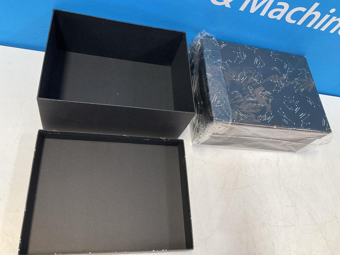 Photo '6' of High Quality Gift Box - Black w/ Pattern (2pce) - 33 x 25 x 14cm