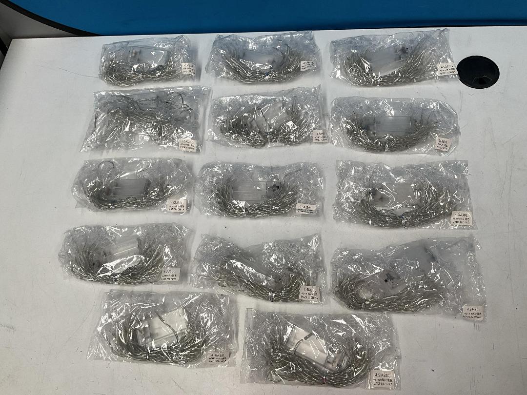 Photo '4' of Star Shaped Battery Powered Lights - 4.5m30L (14x Sets) *NEW*