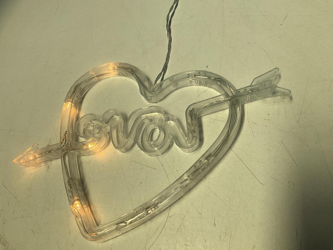 Photo '5' of Love Heart with Arrow Shaped Hanging / Suction Lights - (8pce)  *NEW*