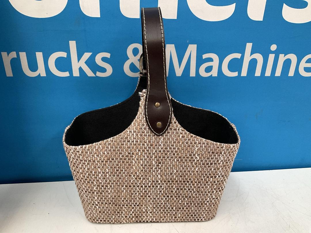 Photo '2' of 13x Brown/Beige/White Coloured Gift Bags