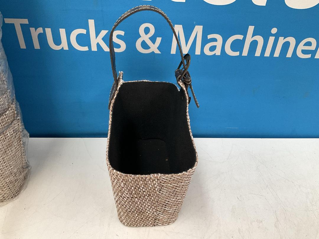 Photo '5' of 13x Brown/Beige/White Coloured Gift Bags