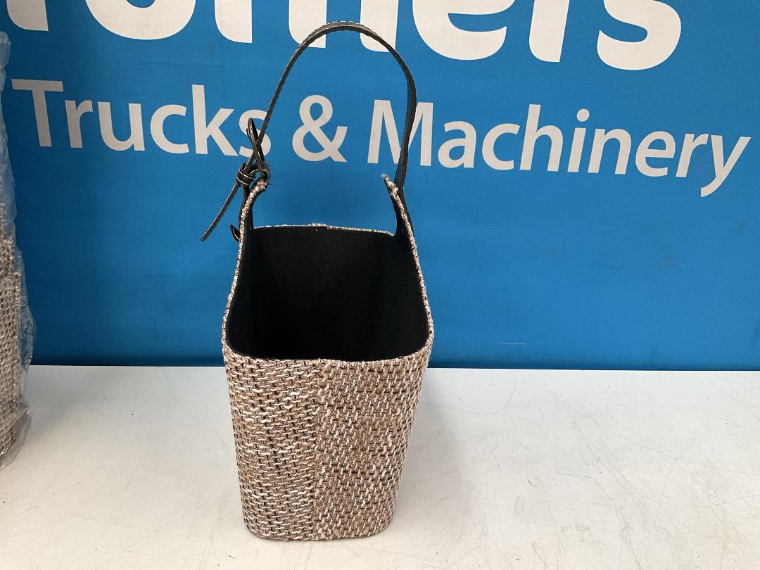 Photo '9' of 13x Brown/Beige/White Coloured Gift Bags