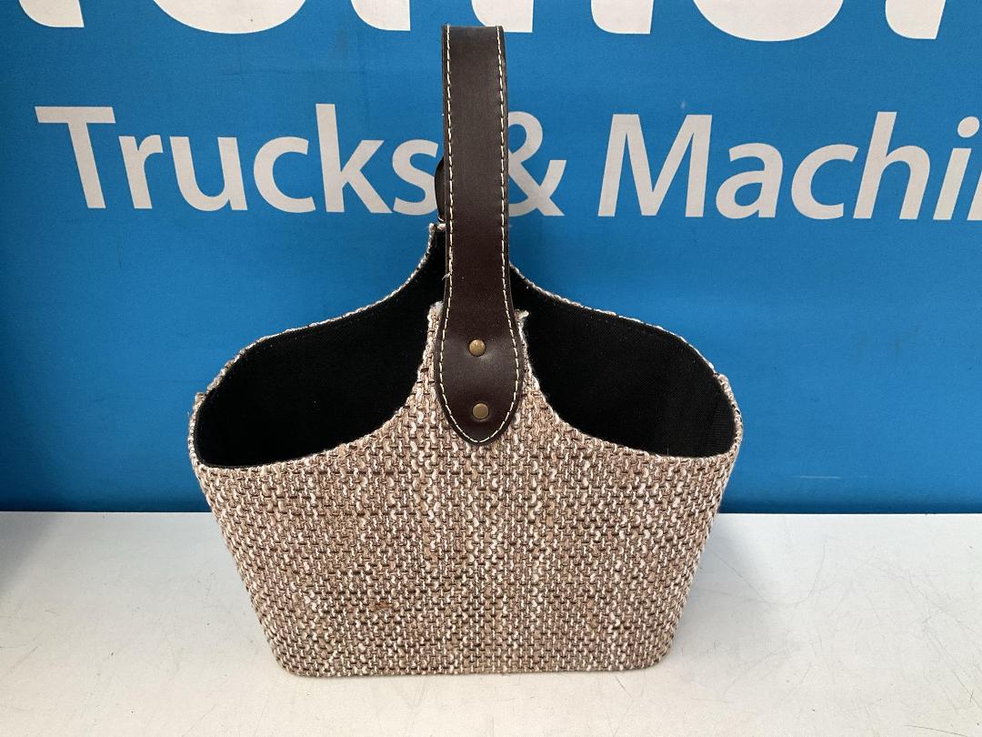 Photo '7' of 17x Brown/Beige/White Coloured Gift Bags