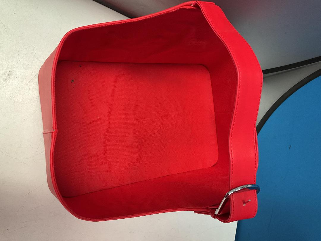 Photo '6' of 10x Red Coloured Gift Bags *New*