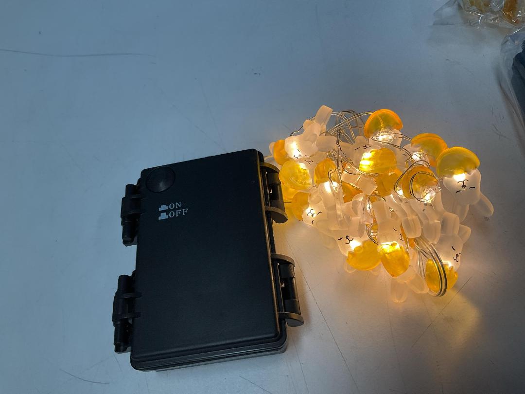 Photo '7' of 40x Packs of String Lights - Bunny, Pineapple and Crab *New* Photo '7' of 40x Packs of String Lights - Bunny, Pineapple and Crab *New*