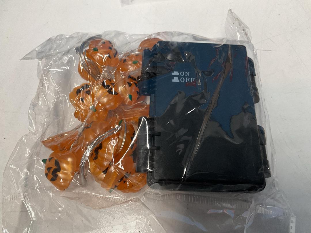 Photo '3' of 6x Halloween String Lights and a Box of String Lights - *NEW*