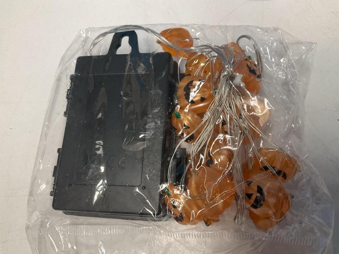 Photo '4' of 6x Halloween String Lights and a Box of String Lights - *NEW*
