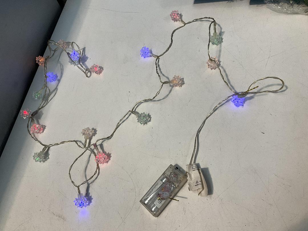 Photo '5' of Christmas Decorations and Christmas Tree/s