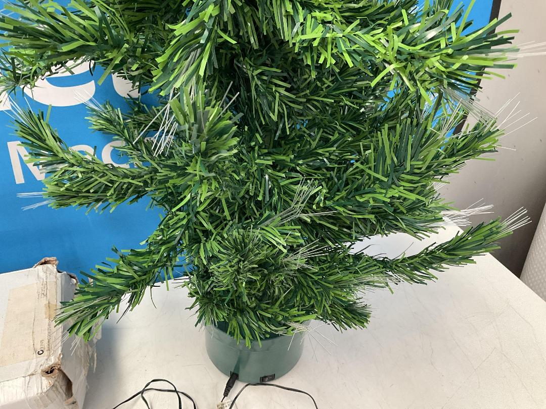 Photo '5' of Colour Changing Fibre Optic Christmas Tree - 120cm