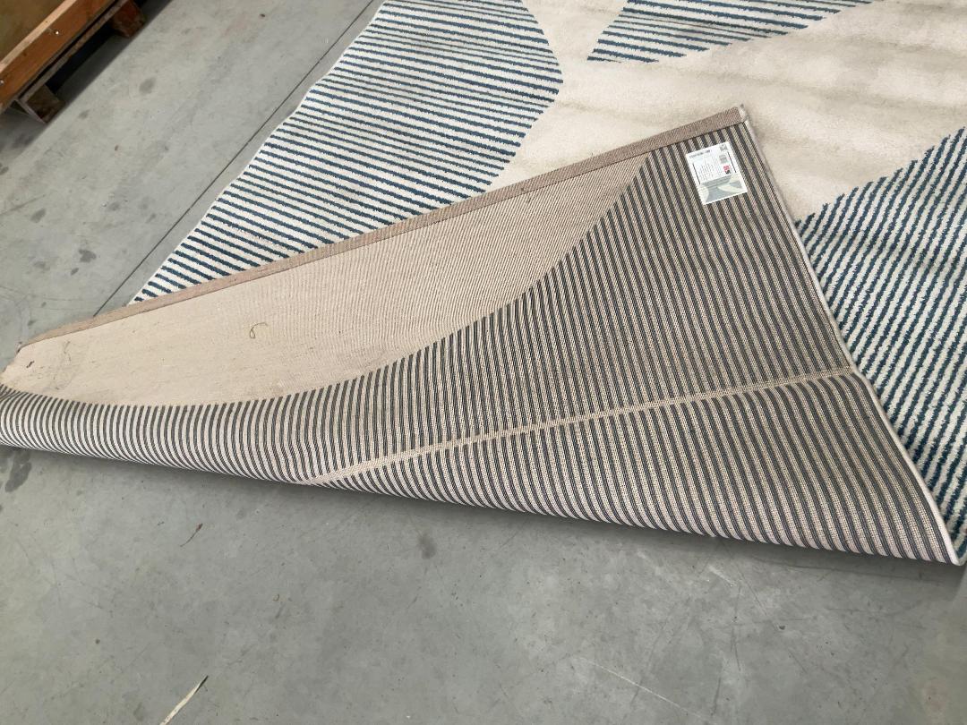 Photo '6' of Signature Rugs - Soho Cream / Blue - 2000x2900mm